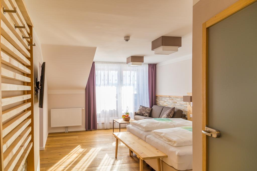 Hotel Christine Айзенберґ Екстер'єр фото